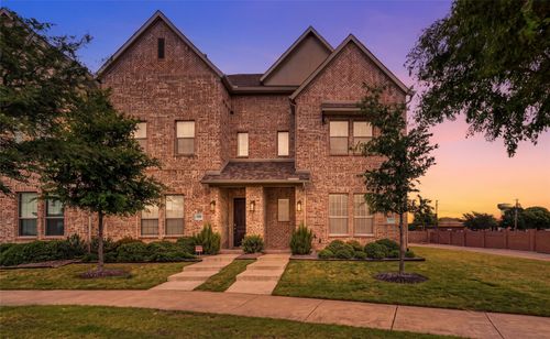 1511 Perrin Ln, Farmers Branch, TX, 75234-1314 | Card Image