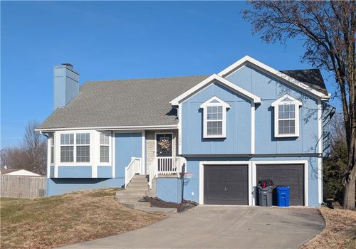 1034 N Parker Ter, Olathe, KS, 66061-6318 | Card Image