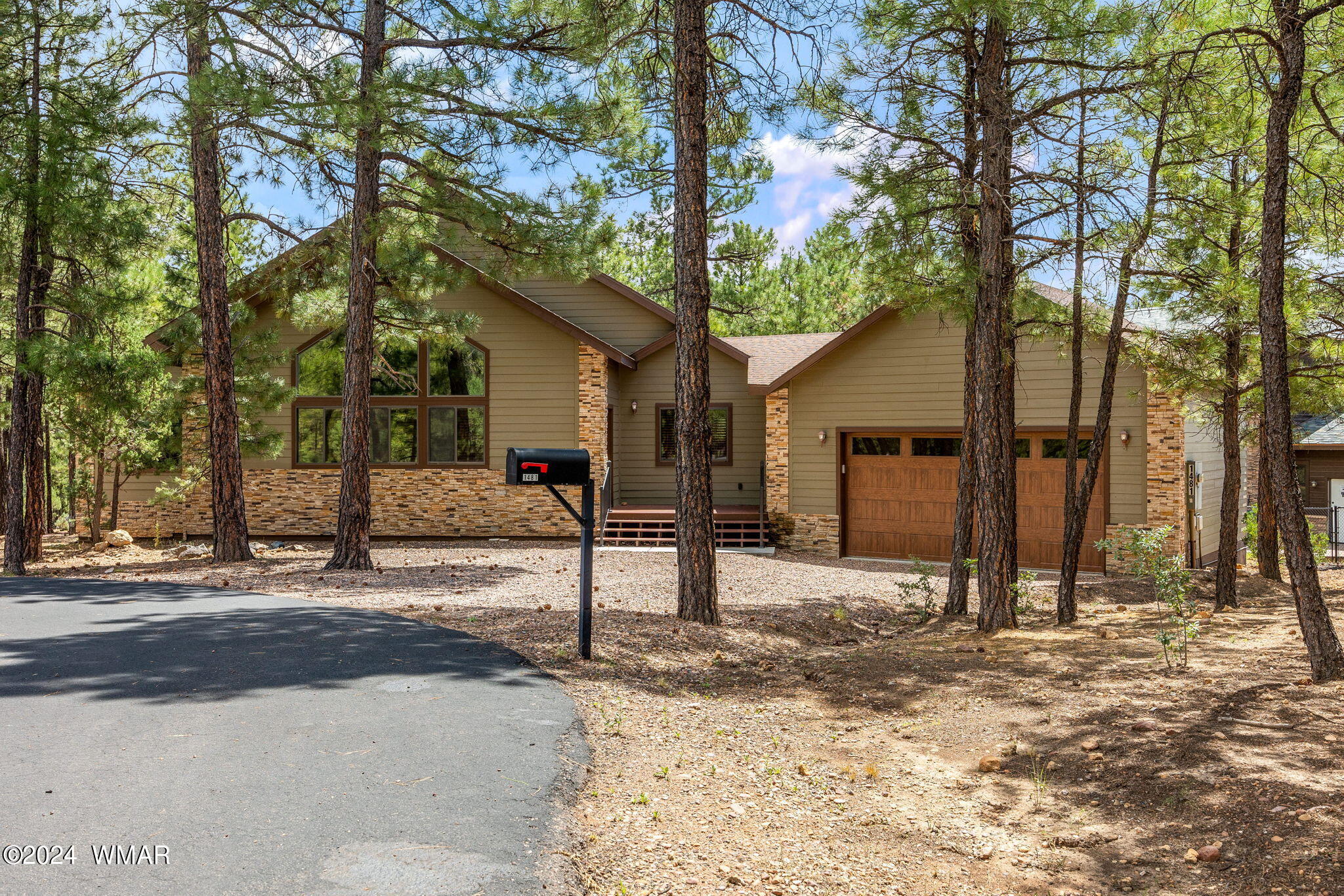 Tia Cir, Show Low, AZ 85901