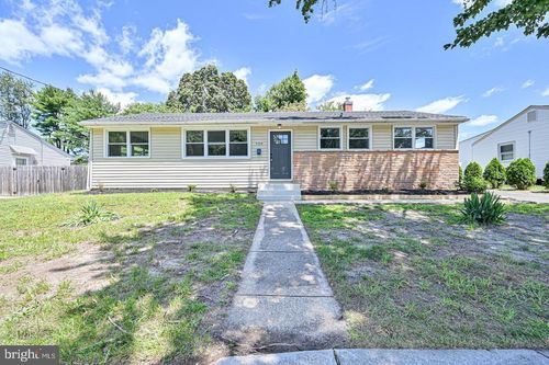 729 Bentley Rd, LINDENWOLD, NJ, 08021-2911 | Card Image