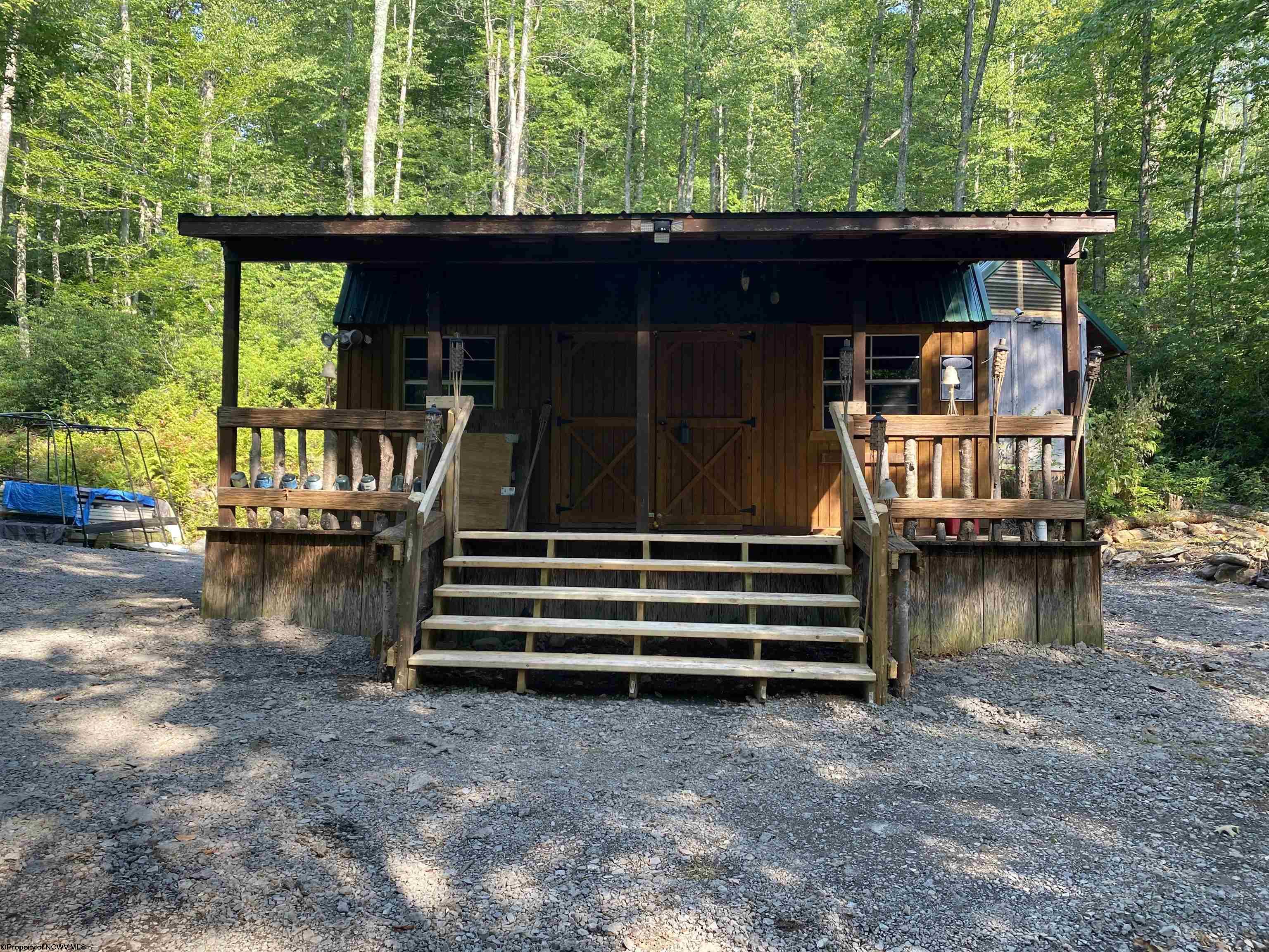 Hanging Run Rd, Belington, WV 26250