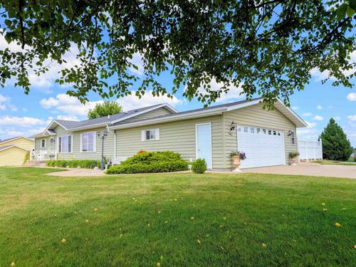 367 Highpointe Loop, Mc Gregor, IA, 52157-7601 | Card Image
