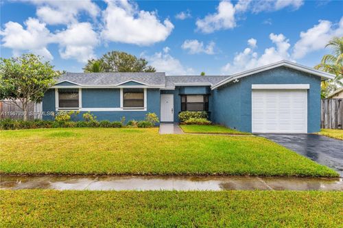 568-568 Sw 169th Ter, Weston, FL, 33326-1529 | Card Image