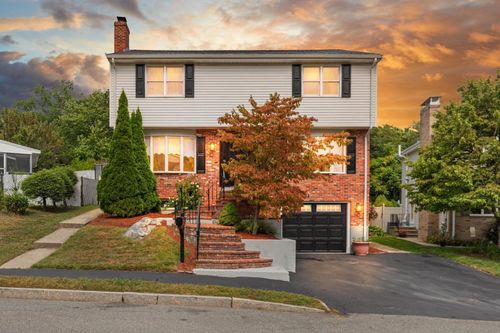 8 Short St, Medford, MA, 02155 | Card Image