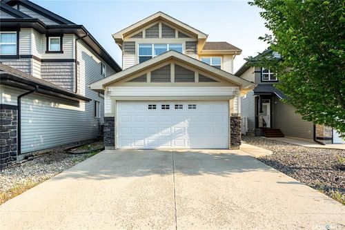 5427 Universal Cres, Regina, SK, S4W0K8 | Card Image
