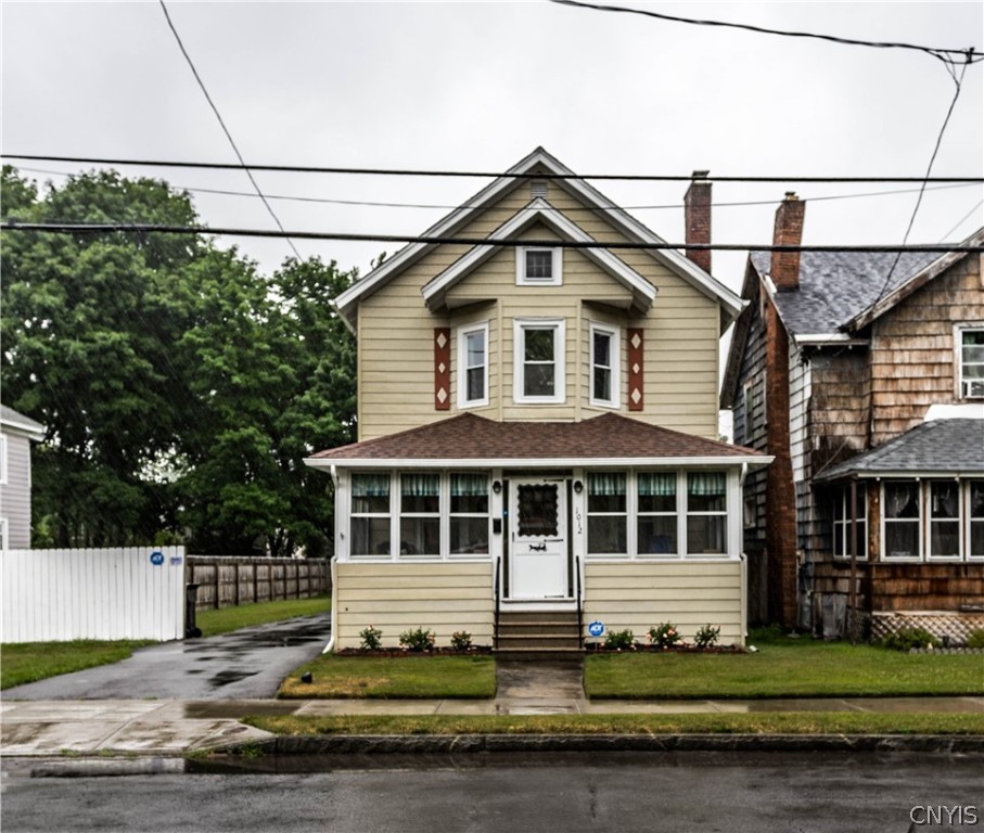 Colvin St, Syracuse, NY 13207