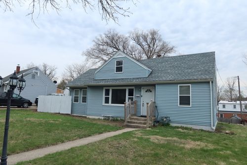 2003 Nebraska Rd, Rockford, IL, 61108-6008 | Card Image