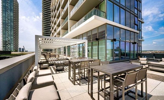 1602 - 7890 Jane St, Condo with 2 bedrooms, 2 bathrooms and 1 parking in Concord ON | Image 30