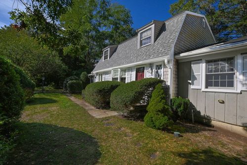 9 Faunce Mountain Rd, Sandwich, MA, 02563-2106 | Card Image