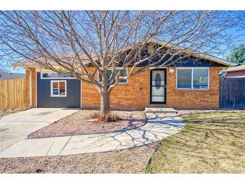 737 Goss Dr, Longmont, CO, 80504-1536 | Card Image