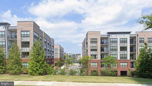 401-102 Saint Ives Pl, OXON HILL, MD, 20745-1445 | Card Image