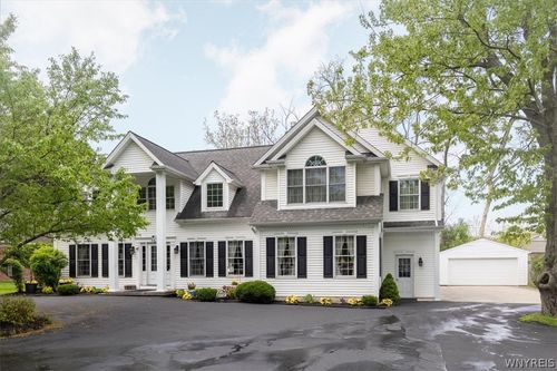 860 Union Rd, West Seneca, NY, 14224-3448 | Card Image