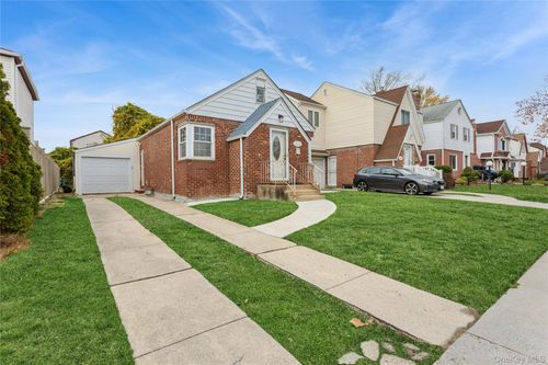 115110 232nd St, Cambria Heights, NY, 11411-1424 | Card Image