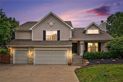 4304 Kensington Dr, Saint Joseph, MO, 64506-4549 | Card Image