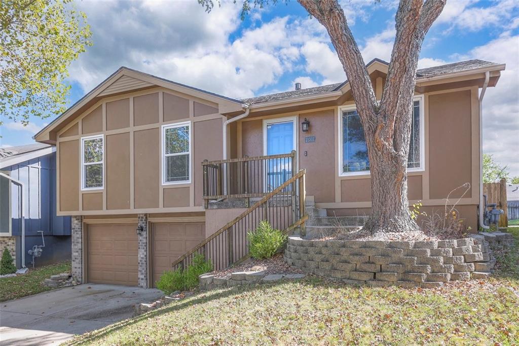 Marsh Ave, Kansas City, MO 64157