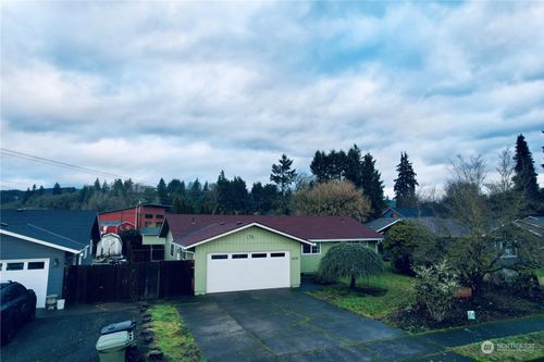 350 Hollyberry Road, Woodland, WA, 98674 | Card Image