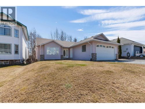 4311 Foster Rd, Prince George, BC, V2N5H7 | Card Image