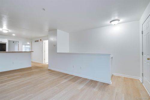 1152 Faulkner, Troy, MI, 48083-5459 | Card Image