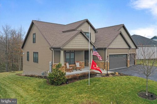 313 Toms Ln, GREENCASTLE, PA, 17225-8533 | Card Image