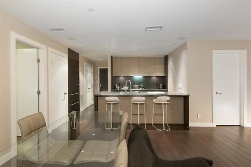 3902-1372 Seymour St, Vancouver, BC, V6B0L1 | Card Image