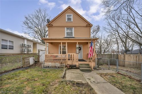 796 Allyn St, Akron, OH, 44311-2106 | Card Image