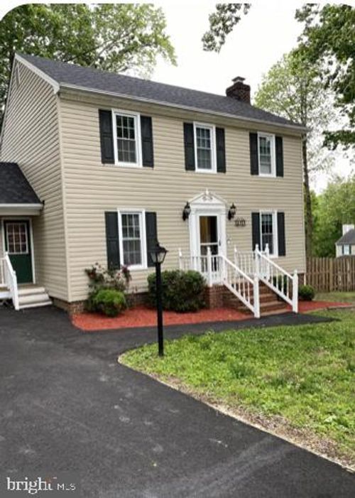 14313 Swallow Rd, CHESTER, VA, 23831-7068 | Card Image