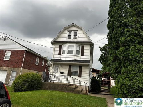 134 E High St, HELLERTOWN, PA, 18055-1105 | Card Image