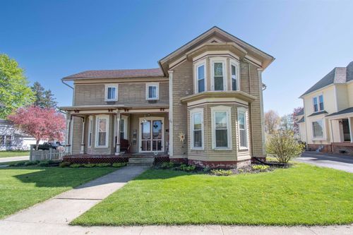 230 E Diamond St, Kendallville, IN, 46755-1750 | Card Image