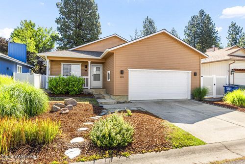2212 N Columbine Ct, Post Falls, ID, 83854-9285 | Card Image