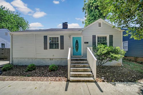 1031 Spruce St, Charlotte, NC, 28203-4356 | Card Image