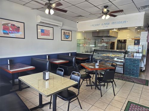 137 N Middletown Rd, Pearl River, NY, 10965-2027 | Card Image