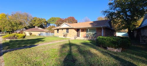 6314 Autumn Woods Trl, Dallas, TX, 75232-3104 | Card Image
