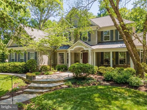 19719 Lovella Country Ct, Purcellville, VA, 20132-4255 | Card Image