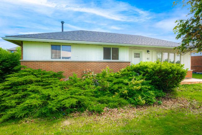 97 King St E, House other with 5 bedrooms, 2 bathrooms and 3 parking in Haldimand ON | Image 4