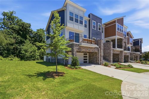 3324 Treble Ct, Charlotte, NC, 28262-2058 | Card Image