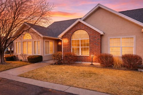 2049 Abbey View Rd, West Jordan, UT, 84088-6704 | Card Image