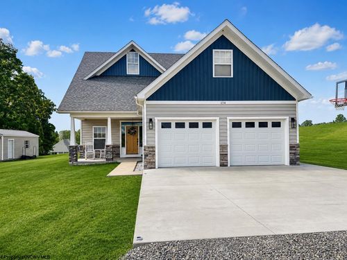 154 Thornberry Ln, Ellamore, WV, 26267-2601 | Card Image
