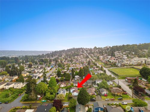 8419 S 116th St, Seattle, WA, 98178-3981 | Card Image