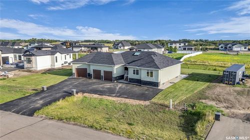 616 Edgemont Way, Corman Park, SK, S7T0Z8 | Card Image