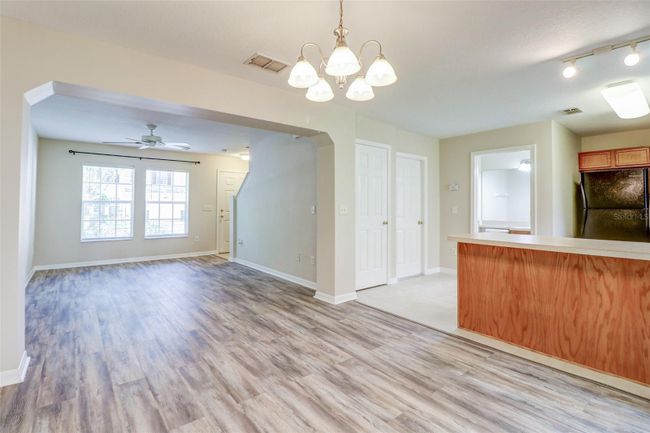 3004 Amber Oak Drive, Townhouse with 2 bedrooms, 1 bathrooms and null parking in Valrico FL | Image 9