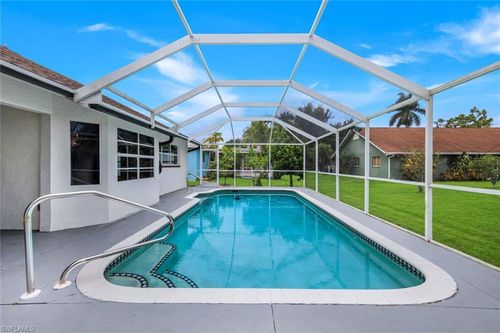 13651 Willow Bridge Dr, NORTH FORT MYERS, FL, 33903 | Card Image