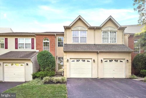 385 Hamilton Dr, HARLEYSVILLE, PA, 19438-2155 | Card Image