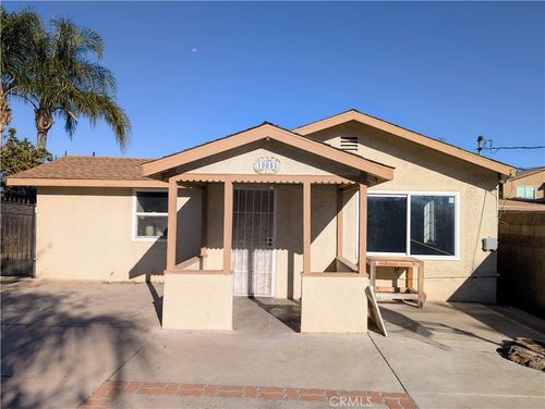 10051 Orchard St, Bloomington, CA, 92316-1825 | Card Image