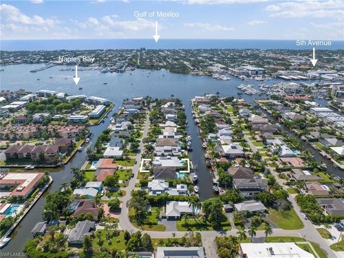 1521 Pelican Ave, NAPLES, FL, 34102-3471 | Card Image