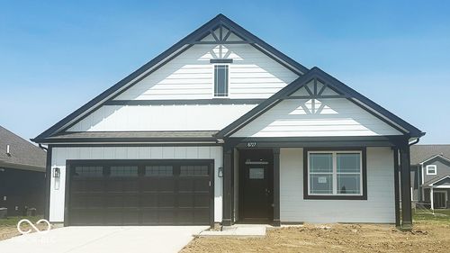 8727 Duncan St, Fortville, IN, 46040-4025 | Card Image