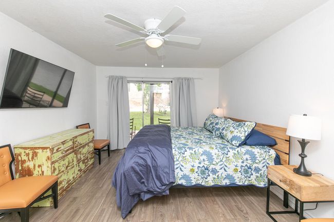 102 - 104 Cove E, Condo with 3 bedrooms, 2 bathrooms and null parking in Horseshoe Bay TX | Image 21