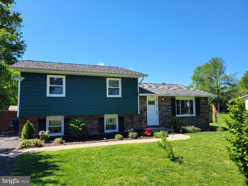 24 Colebrook Rd, FREDERICKSBURG, VA, 22405-2801 | Card Image
