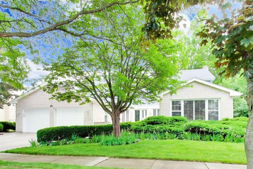 4225 Terri Lyn Ln, Northbrook, IL, 60062-4940 | Card Image