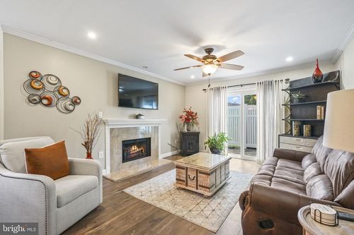 126 Mill Run E, Hightstown, NJ, 08520-3025 | Card Image