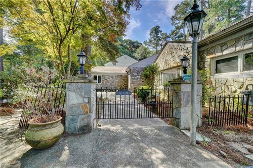 4305 Manchester Rd, Portsmouth, VA, 23703-4824 | Card Image